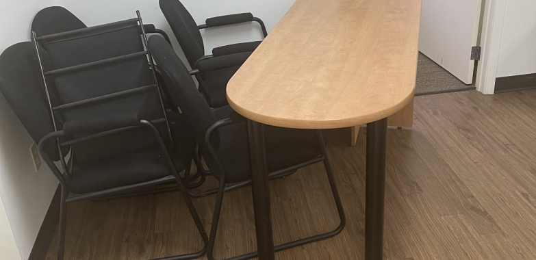 Miscellaneous office furniture