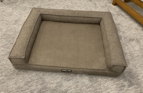 Dog Bed like new…..not used