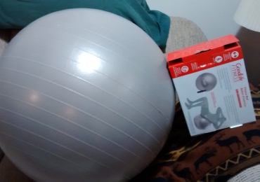 Goodlife Exercise ball lke new, NEVER used